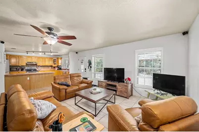 11490 NE 109th Place, Archer, FL 32618 - Photo 15