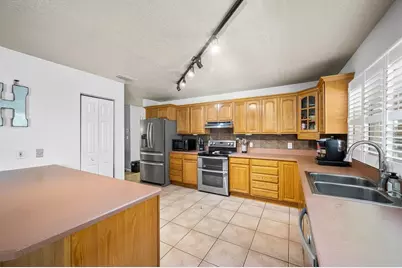 11490 NE 109th Place, Archer, FL 32618 - Photo 17