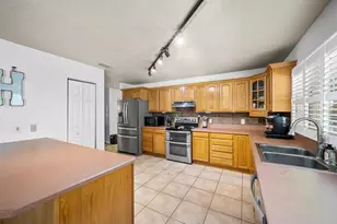 11490 NE 109th Pl, Archer, FL 32618 - Photo 17