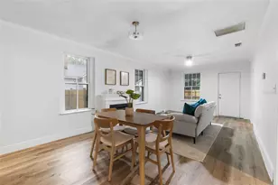 902 NW 4th Pl, Gainesville, FL 32601 - Photo 11