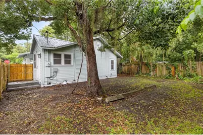 902 NW 4th Place, Gainesville, FL 32601 - Photo 27
