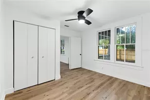 902 NW 4th Pl, Gainesville, FL 32601 - Photo 21