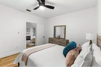 902 NW 4th Place, Gainesville, FL 32601 - Photo 23