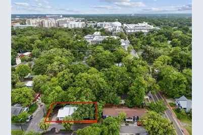 902 NW 4th Place, Gainesville, FL 32601 - Photo 1