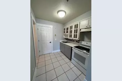 644 4th Avenue S #7, Saint Petersburg, FL 33701 - Photo 5