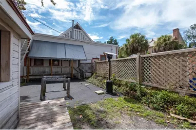 619 NE 1st Street, Gainesville, FL 32601 - Photo 23