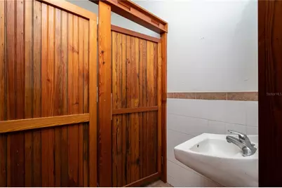 619 NE 1st Street, Gainesville, FL 32601 - Photo 19