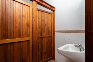 619 NE 1st St, Gainesville, FL 32601 - Photo 19