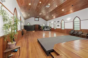 619 NE 1st St, Gainesville, FL 32601 - Photo 11