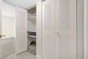 1700 SW 16th Ct, Gainesville, FL 32608 - Photo 15