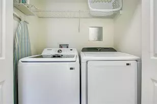 2727 Oakwater Dr, Kissimmee, FL 34747 - Photo 19