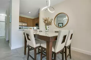 2727 Oakwater Dr, Kissimmee, FL 34747 - Photo 7