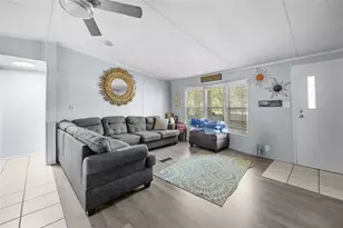 4140 NW 31st Ave, Bell, FL 32619 - Photo 5