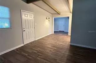 3010 NE 13th St, Gainesville, FL 32609 - Photo 13