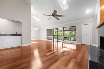 1633 NW 19th Circle, Gainesville, FL 32605 - Photo 5