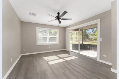 919 SE 19th Street, Gainesville, FL 32641 - Photo 11