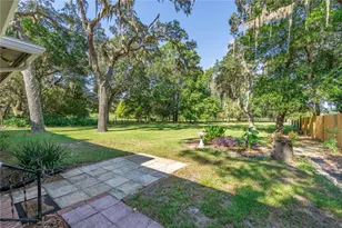 8048 County Line Rd, Melrose, FL 32666 - Photo 9