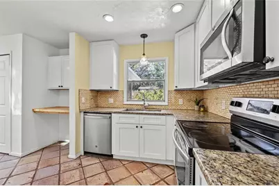 3424 NW 7th Place, Gainesville, FL 32607 - Photo 9