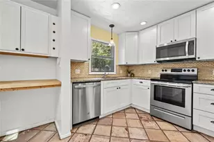 3424 NW 7th Pl, Gainesville, FL 32607 - Photo 11