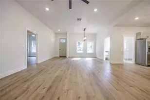 9140 Dorie Dr, Fanning Springs, FL 32693 - Photo 13