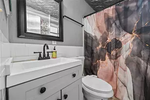 202 NW 20th Ave, Gainesville, FL 32609 - Photo 13