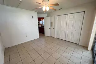 1406 SW 18th Pl, Gainesville, FL 32608 - Photo 9