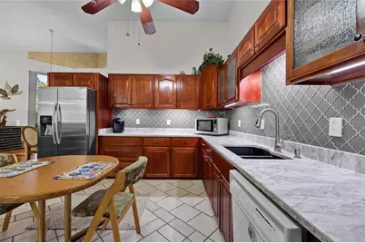 4250 NW 81st Lane, Bell, FL 32619 - Photo 17