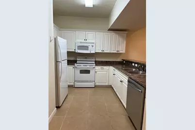 1569 NW 29th Road #3, Gainesville, FL 32605 - Photo 3