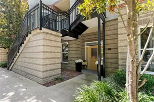 335 NE 2nd Ave, Gainesville, FL 32601 - Photo 3