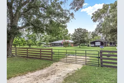 251 NW 130th Street, Trenton, FL 32693 - Photo 1