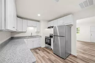 2100 SE 50th St, Gainesville, FL 32641 - Photo 9