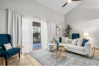 1217 NW 55th Street #14, Gainesville, FL 32605 - Photo 3