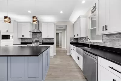 8715 NW 18th Circle, Ocala, FL 34475 - Photo 7