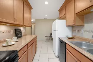 3323 NW 21st Dr, Gainesville, FL 32605 - Photo 7