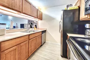 4000 SW 23rd St, Gainesville, FL 32608 - Photo 9