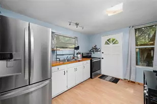 2211 SE 51st St, Gainesville, FL 32641 - Photo 3