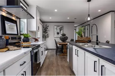 549 SW Hawaii Terrace, Fort White, FL 32038 - Photo 19