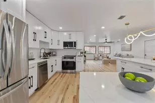 3731 NW 17th Ln, Gainesville, FL 32605 - Photo 15