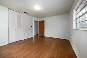 3818 NE 13th St, Gainesville, FL 32609 - Photo 11