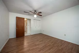 3818 NE 13th St, Gainesville, FL 32609 - Photo 15