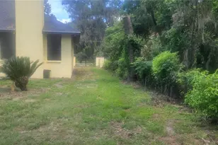 1014 SE 10th St, Gainesville, FL 32601 - Photo 19