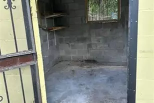 1014 SE 10th St, Gainesville, FL 32601 - Photo 15