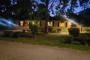 1014 SE 10th St, Gainesville, FL 32601 - Photo 13