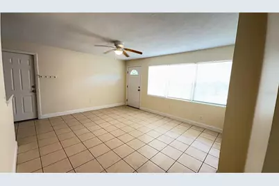 2121 NW 55th Street, Gainesville, FL 32605 - Photo 5