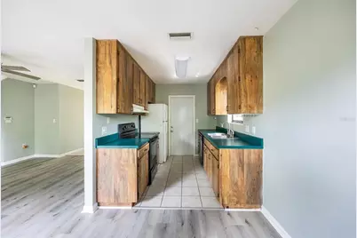 1731 NW 32 Place, Gainesville, FL 32605 - Photo 9