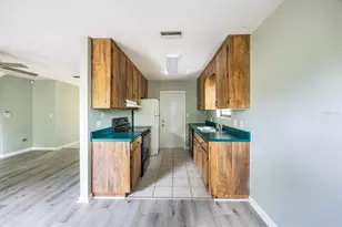 1731 NW 32nd Pl, Gainesville, FL 32605 - Photo 9