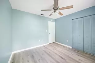 1731 NW 32nd Pl, Gainesville, FL 32605 - Photo 17