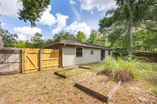 1731 NW 32nd Pl, Gainesville, FL 32605 - Photo 25