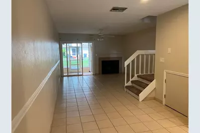 6138 SW 8th Lane, Gainesville, FL 32607 - Photo 5