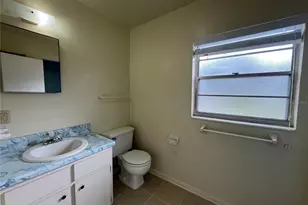 501 SE 14th St, Gainesville, FL 32641 - Photo 15